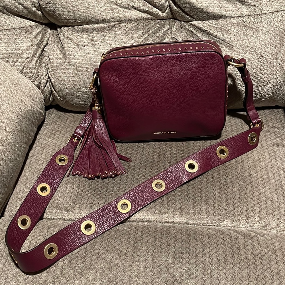 Michael Kors Brooklyn Large Leather Camera Bag